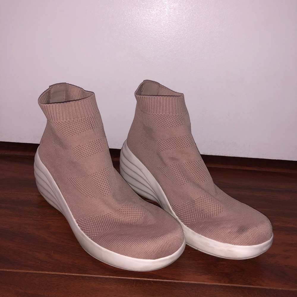 Women’s Speed Knit Sneaker